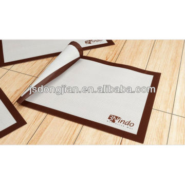 Heat resistant non-stick custom silicone baking mat